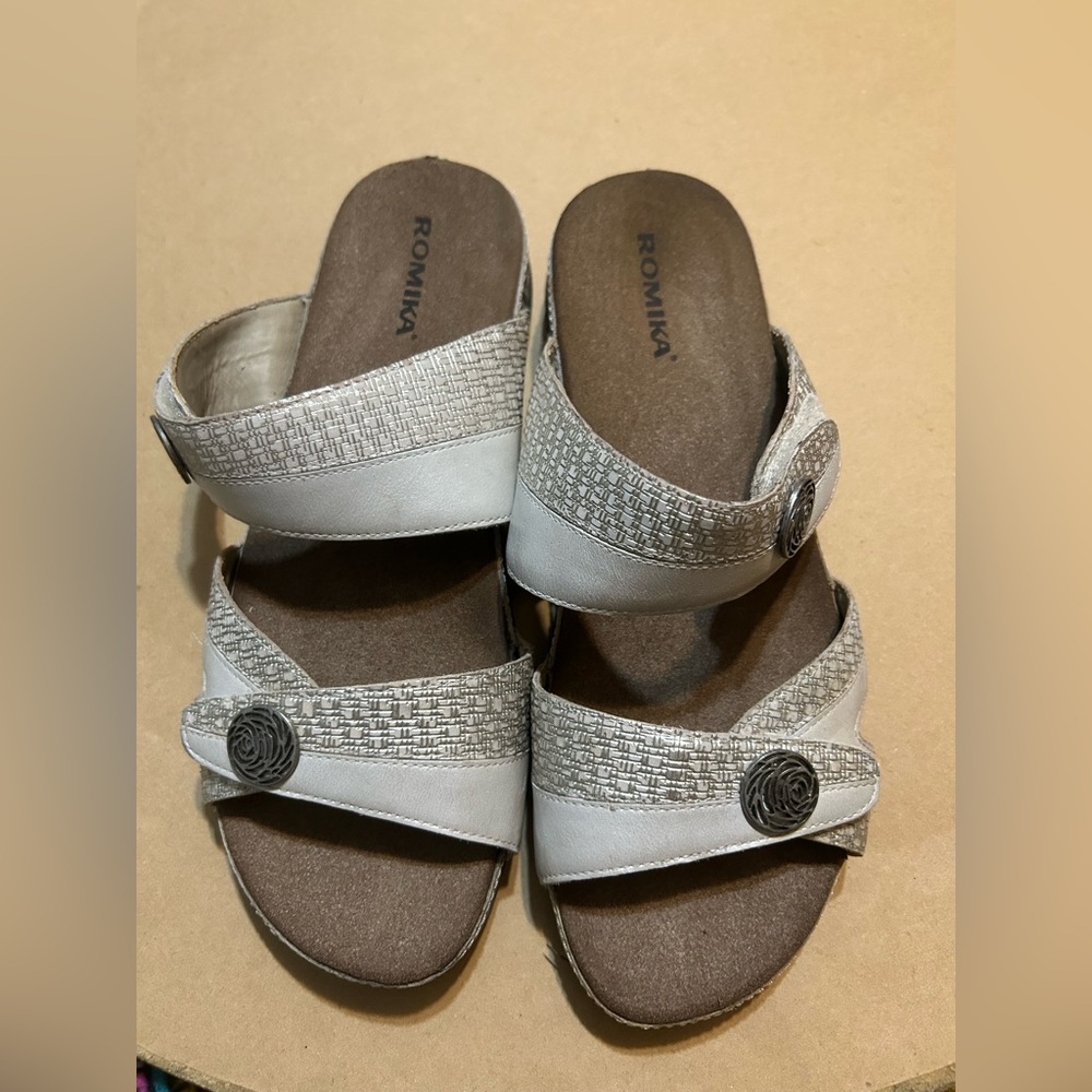 Romika Women's Gray Sandals